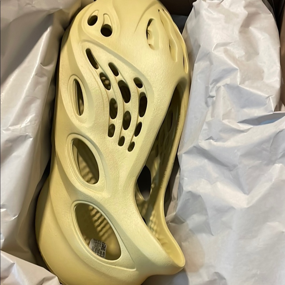 Adidas Yeezy Foam RNR Size 16